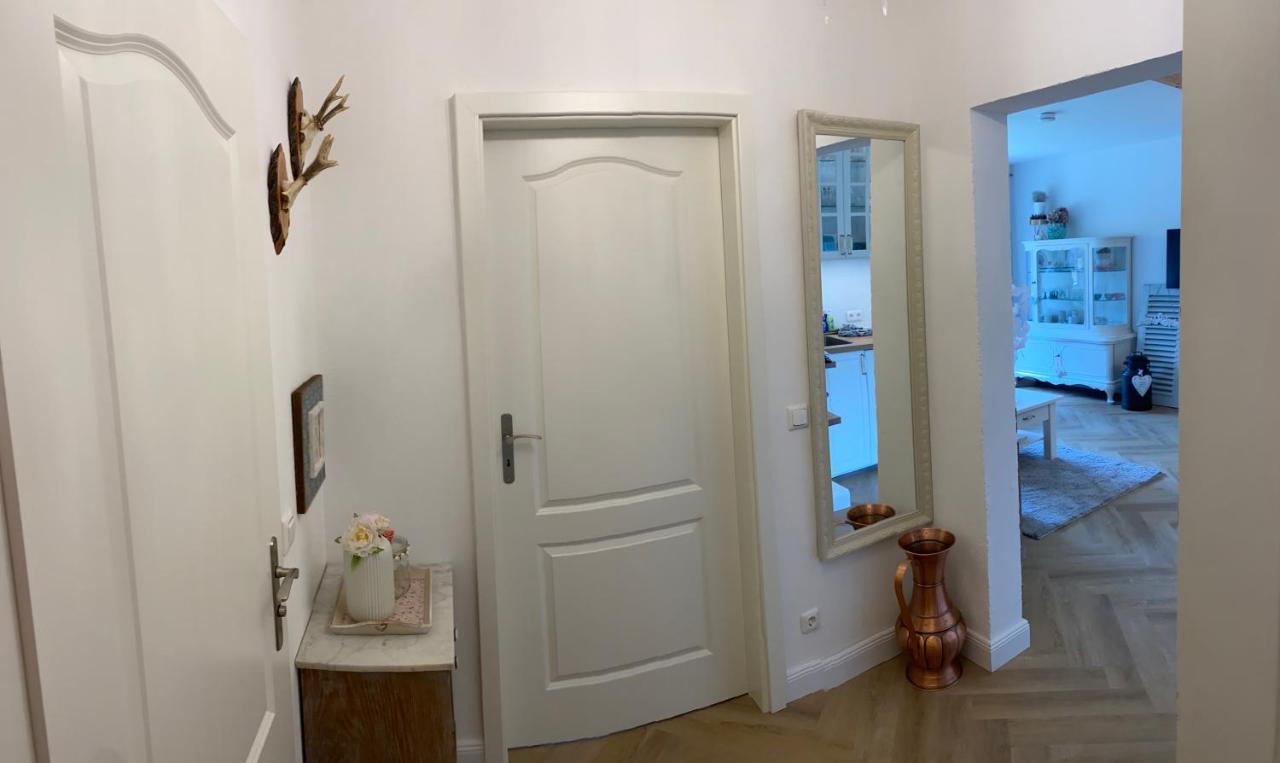 Ferienwohnung Rosalie Инцелль Экстерьер фото